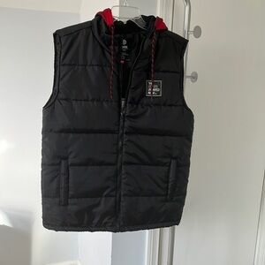 Ecko Unltd black and red plaid hooded vest